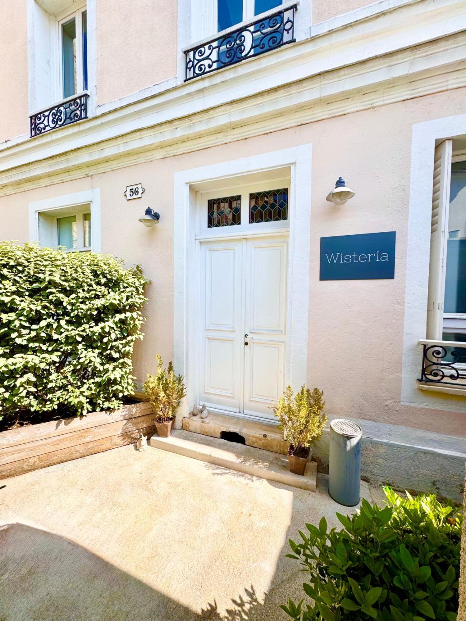 Bed and Breakfast Wisteria Fontainebleau Esterno foto